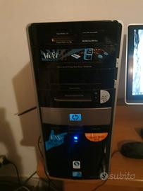 Computer HP con Schermo 21,5 pollici e tastiera