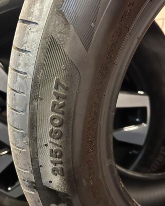 Bridgestone 215/60/17 nuove smontate da auto km 0