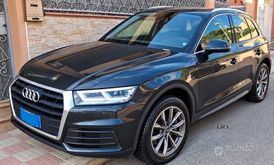 AUDI Q5 2.0 TDI 150 CV BUSINESS
