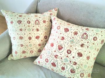 Cuscini in lino Arjumand