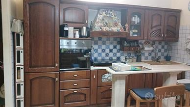 Cucina completa e armadio camera da letto