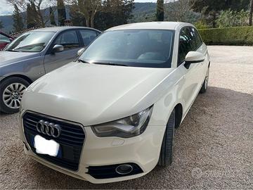 Audi A1 1.6 105 cv TDI Ambition neopatentati