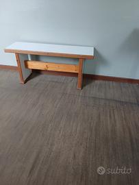 Panchine bianche
