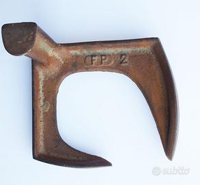 Vecchia incudine da calzolaio