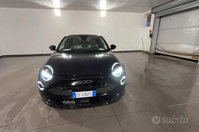 Fiat 600 Hybrid 100 CV DCT MHEV La Prima