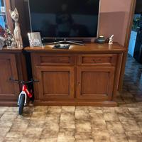 Mobiletto porta tele/credenza in legno