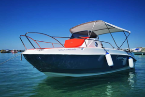 Speedy 585 Cayman cabinata