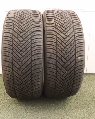 Gomme Hankook Kinergy 225 40 18 4 stagioni