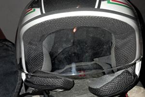 Casco jet AGV