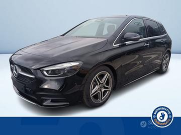 Mercedes-Benz Classe B 180d Automatic AMG Lin...