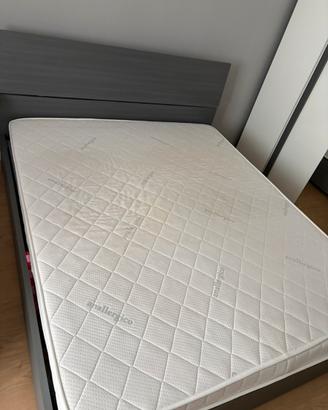 Letto matrimoniale