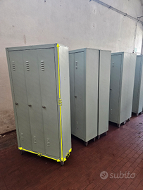 Armadi spogliatoio 3 antine