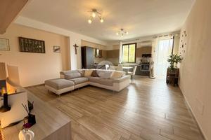 4 LOCALI A PALERMO