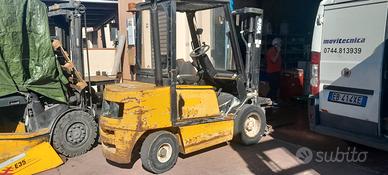 Carrello controbilanciato diesel Marca Yale portat