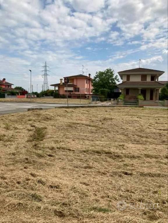 Immobile in asta di 850 m² a Curtatone - Vista 2