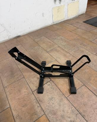 Cavalletto porta bici da terra basculante