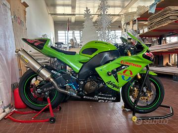 Kawasaki ninja zx-10r pronto pista
