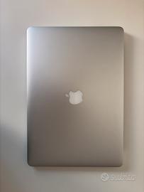 MacBook Pro 15” i7 / 16GB Ram (2015)