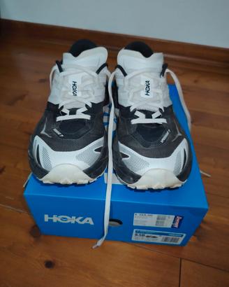 hoka speedgoat 7  40 2/3   (8,5b)