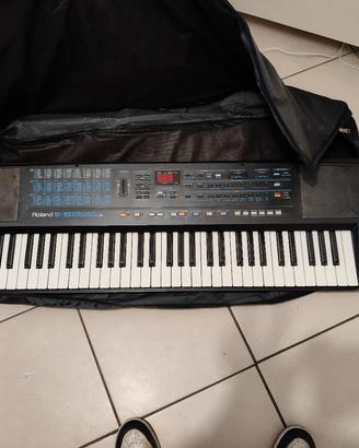 Tastiera Roland E15