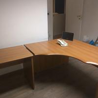 scrivania ufficio con prolunga