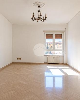 4 LOCALI A TERNI