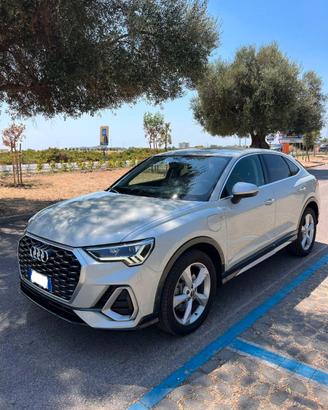 AUDI Q3 SPORTBACK 45 TFSI e S LINE EDITION STRONIC