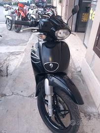 Aprilia Scarabeo 50 - 2018