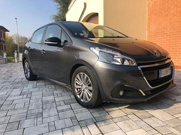 Peugeot 208 Puretech 82 5 porte active