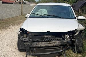 Volkswagen Polo 1.4 (GPL) incidentata