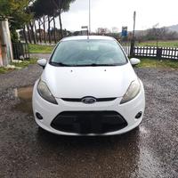 Ford Fiesta 1.2 ok neopatentati 