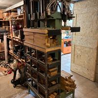 Pressa pneumatica professionale 4 pistoni