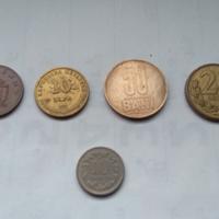 Lotto monete dal mondo.
