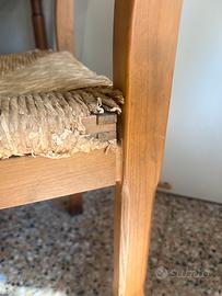 Sedie in legno da restaurare