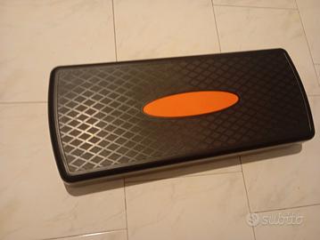  step  per casa