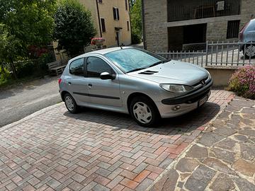 Peugeot 206 (2000)