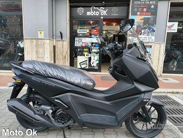 KYMCO Skytown 125