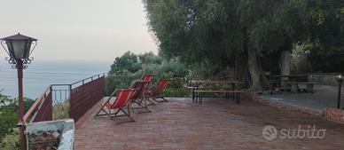 VIlla in collina sul mare - 10 posti -Costa Jonica