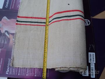 stoffa depoca con tessitura a telaio