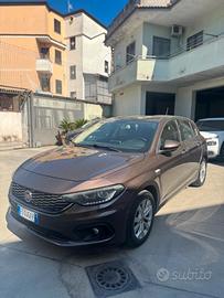 Fiat Tipo 1.6 Mjt S&S 5 porte Lounge