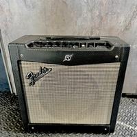 Amplificatore per chitarra Fender Mustang II (V.2)