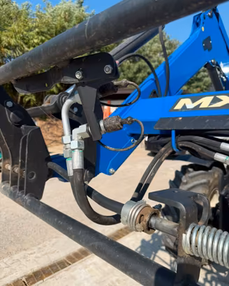 Trattore new holland T5 105