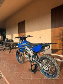 Yamaha yzf250