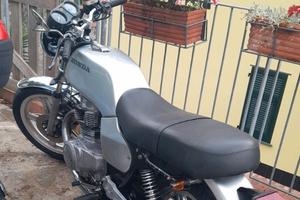 Honda Cb 400 n modificata stile special cafè racer