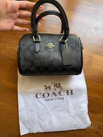 mini borsa Coach a mano