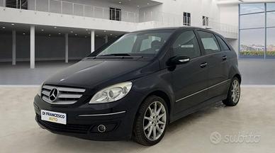 MERCEDES-BENZ B 150 Sport
