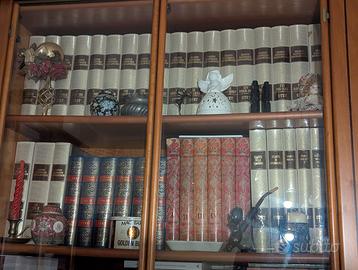 enciclopedia UTET con atlanti e trame d'oro