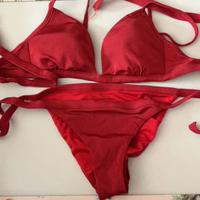 Bikini rosso
