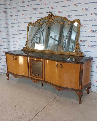 Credenza Buffet stile Chippendale con specchio