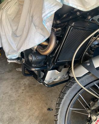 Paramototre triumph scrambler 1200
